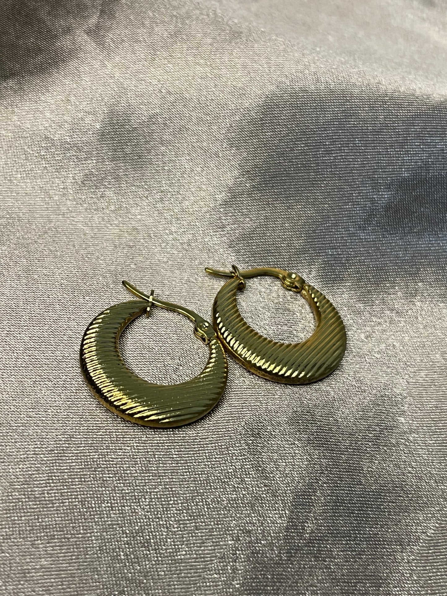 Simple Hoops