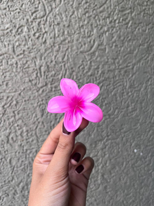 ROSE HAIR CLAW CLIPS